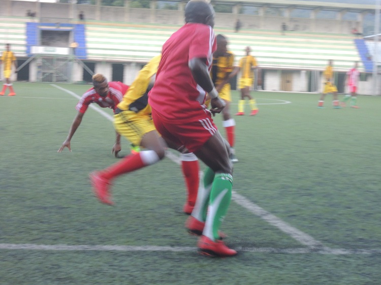 image Football : Match amical au stade de Moroni Moins soudés, les MalgachoGanéens s'inclinent